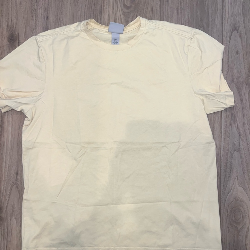 H&M Light Cream Short Sleeve Tee